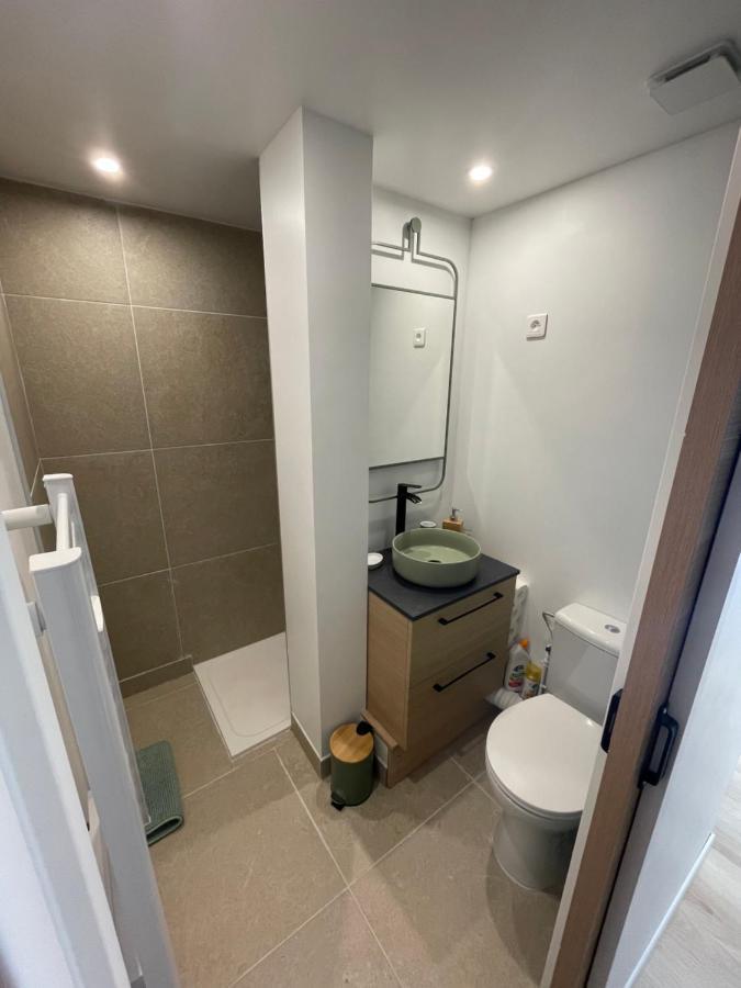 Studio Climatise Piscine Et Proche Plage Sanary-sur-Mer Exterior foto